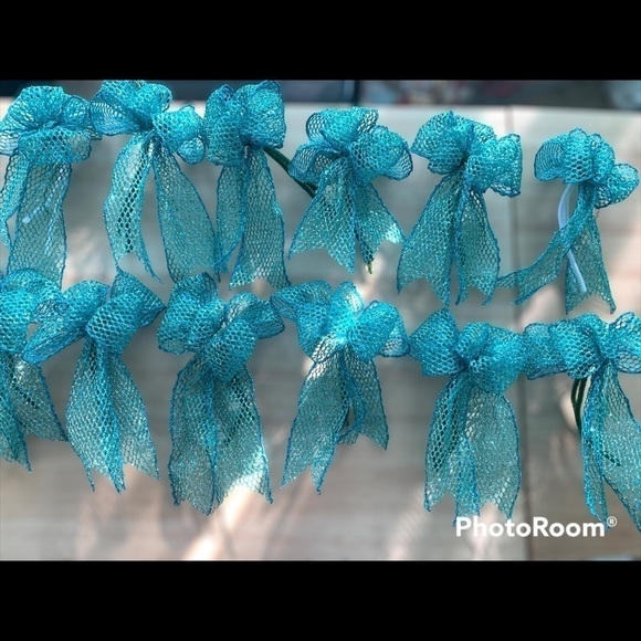 TWELVE Handmade Bows - Picture 1 of 7